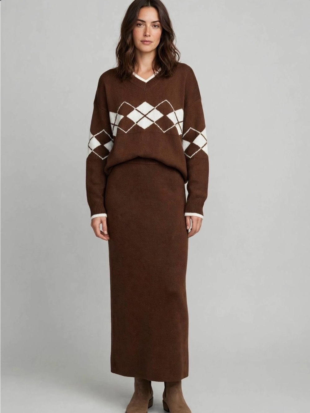 SHEIN Brown Knit Maxi Skirt with Matching Ribbed Texture PTP 21”,L 35”,Waist 13”